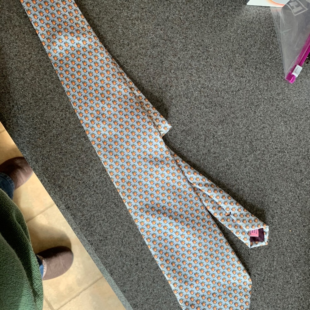 Vineyard Vines Silk Necktie Grayw/ peaches